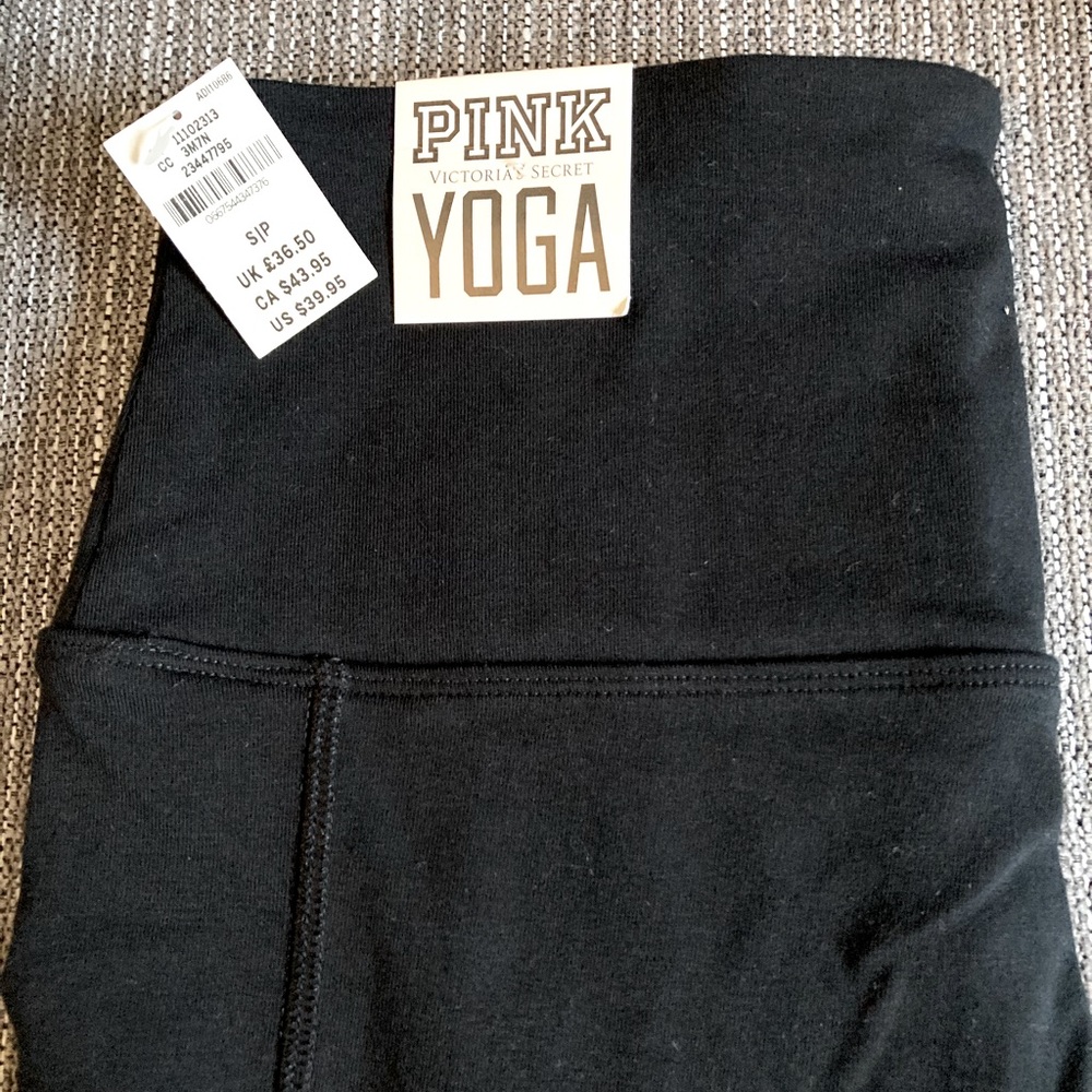 High waisted leggings from Victoria’s Secret Pink